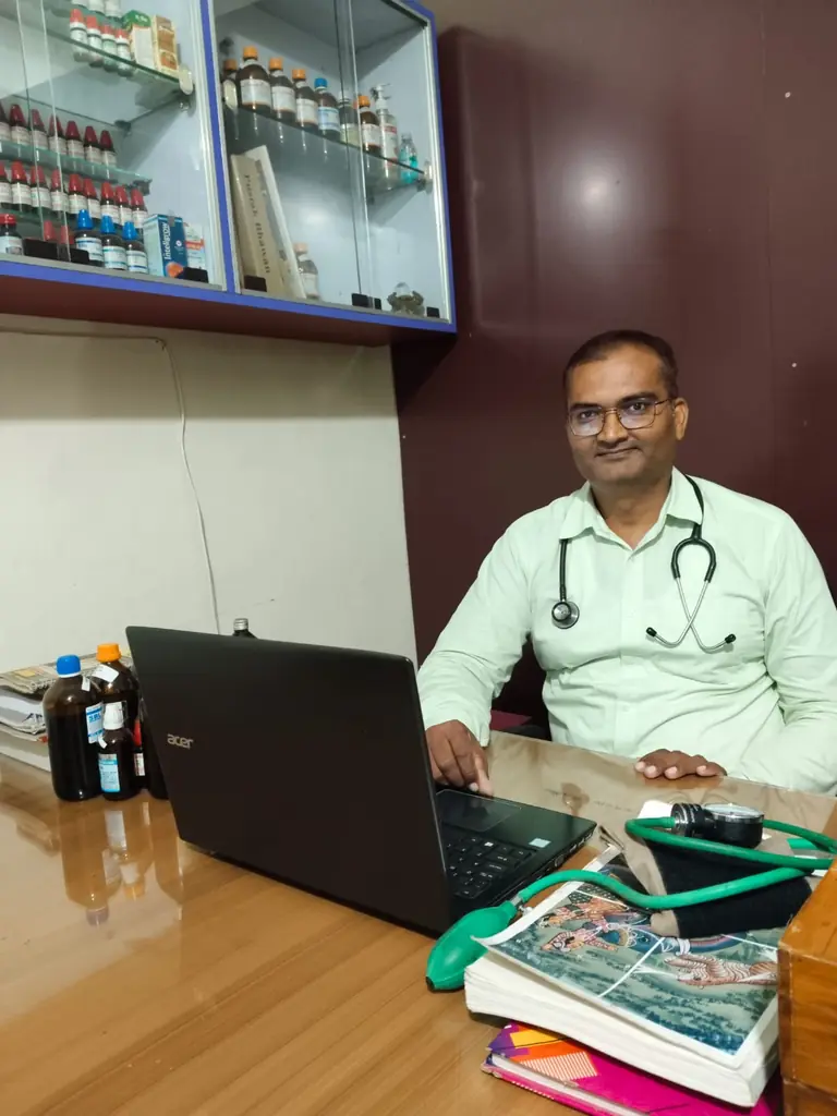 Dr. Arun Singh - Homeopathy Doctor at Botani Bestie